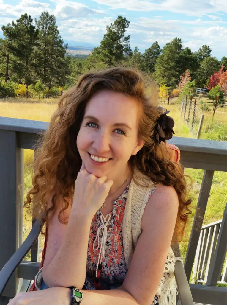 Elise Eslwood Bio Picture